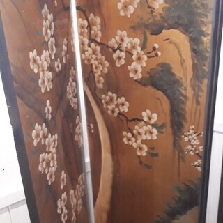 豪華本気の金屏風★中古としてご理解頂ける方★天王寺区の桃谷駅より徒歩5分