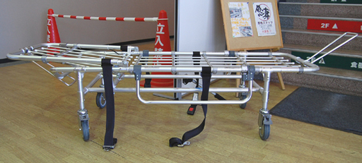 日進 ストレッチャー TY240N 介護用品 寝具 背上げ リクライニング 車イス NISSIN ☆ PayPay(ペイペイ)決済可能 ☆ 札幌市 清田区 平岡 日進 ストレッチャー TY240N 介護用品 寝具 背上げ リクライニング 車