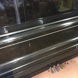 中古ピアノ　ディアパソン132TW 木目