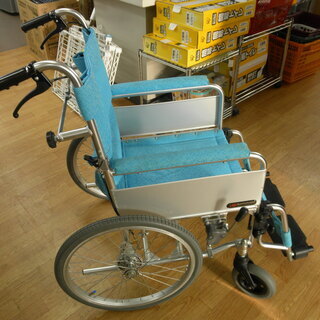 マツナガ 介助用車いす 折りたたみ ブレーキ付き 介護用品 ブルー 西岡店