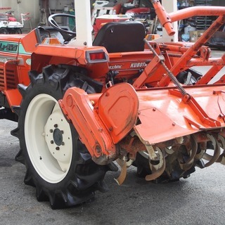 SOLD OUT】クボタ トラクター L1-245 24馬力 4WD 自動水平 パワステ