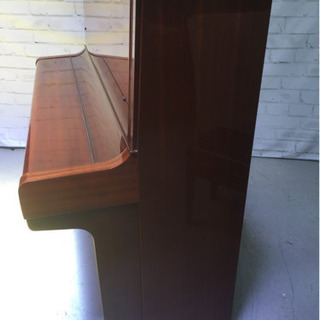 珍しい茶系のYAMAHA U2 アップライトピアノ 