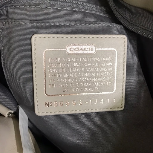 COACHオールドコーチ白レザー斜めがけショルダークロスボディバッグ 