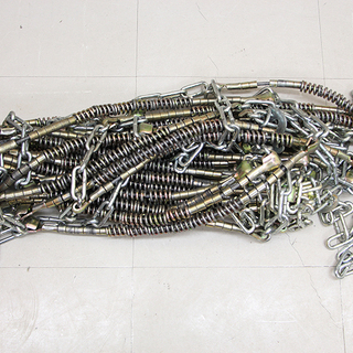 長期保管品 中古 美品 ケーブルチェーン 全長276cm × 幅47ｃｍ　位　タイヤチェーン ワイヤーチェーン 大型 11ｔ　大型トラック(A340wY)