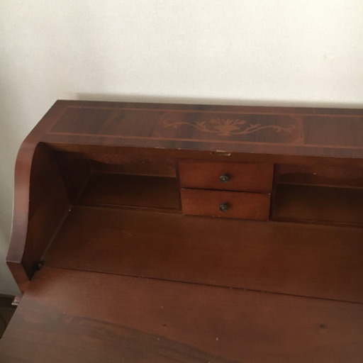 アンティーク風ビューロー❣️】イタリア製、2段チェスト