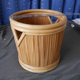 鉢カバー（籐製）