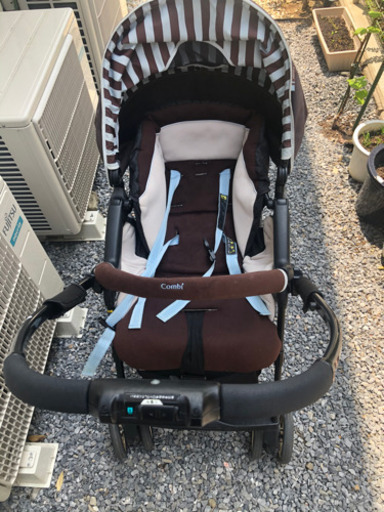 値下げしました。combi ベビーカー　AB型　新生児から使用可能
