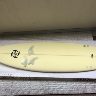 【福岡市城南区東油山】引き取り専用 新品 サーフィン サーフボード サーファー マリンスポーツ フィン FCS 新品 未使用 箱付き