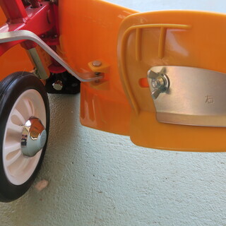 ホンダ 耕うん機 F210 F220 用うねたて器（価格交渉受けます）ニューイエロー培土器(尾輪付)新品キズ有り