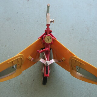 ホンダ 耕うん機 F210 F220 用うねたて器（価格交渉受けます）ニューイエロー培土器(尾輪付)新品キズ有り