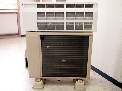 富士通ゼネラル エアコン AS-C22H 2018年製 おもに6畳用