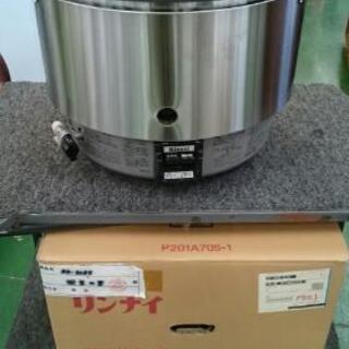 未使用品 リンナイ 都市ガス用 ガス炊飯器 RR-30S2【愛品...