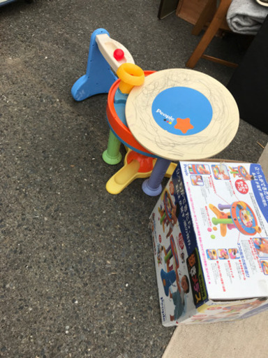 乳幼児知育玩具歩きメデス 株式会社コローレ 中間のベビー用品 歩行器 の中古あげます 譲ります ジモティーで不用品の処分 乳幼児知育玩具歩きメデス 株式会社コローレ 中間のベビー用品 歩行器 の中古あげます 譲ります ジモティーで不用品の処分