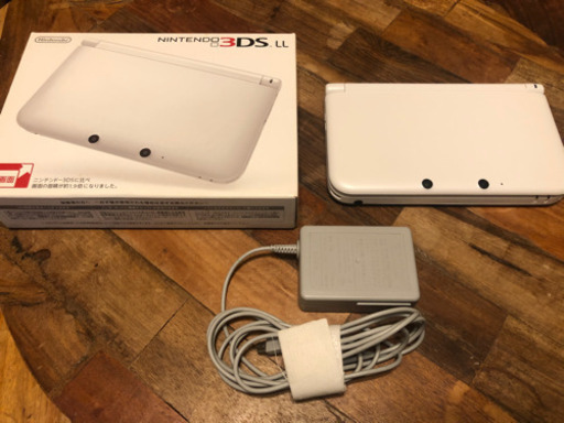 【値下】任天堂3DS LL + カセット6本