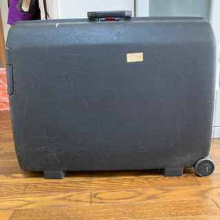 スーツケース　Samsonite