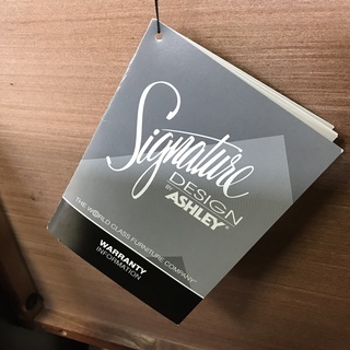 Ashley アシュレイ クイーンベッド