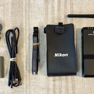 Nikon WT-4 ワイヤレストランスミッターと充電器