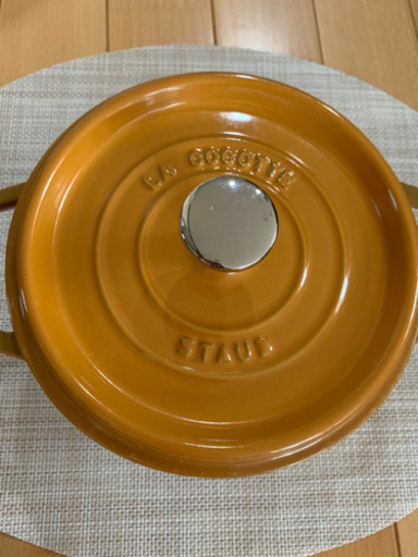 [ありがとうございます！決まりました]ストウブ　Staub ピコココットラウンド　18cm 説明書あり