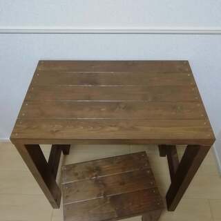 木製机+椅子