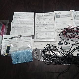 ケンウッド　彩速ナビ　ＭＤＶ－Ｚ７０１　上位モデル　完動品＋ＶＦ－Ｍ９９（ビーコン）やＫＮＡ－１３ＭＣ（ＭＨＬケーブル）等付属　不具合等一切なし　ＫＥＮＷＯＯＤ