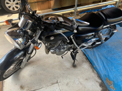 ST250 売ります