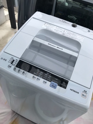 取引中高年式2018年製日立全自動洗濯機容量7キロ白い約束。千葉県内配送無料。設置無料。
