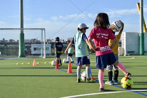 元jリーガーが英語で教えるサッカー教室 茨木校 Eigo Football Academy 英フット Jr総持寺の英語 の生徒募集 教室 スクールの広告掲示板 ジモティー 元jリーガーが英語で教えるサッカー教室 茨木校 Eigo Football Academy 英フット Jr総持寺の英語 の生徒募集 教室 スクールの広告掲示板 ジモティー