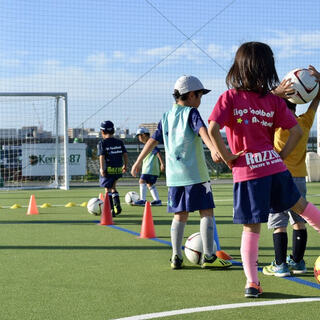 元Jリーガーが英語で教えるサッカー教室【茨木校】Eigo Foo...