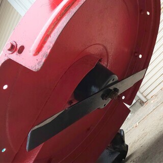 鹿児島発 オーレック ガソリンエンジンオートモア AM61B 刃一枚サービス