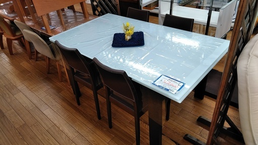ガラスダイニングセット イス4脚付き 伸縮テーブル