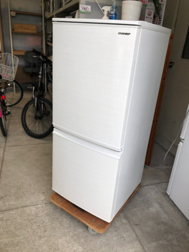 SHARP 2019年 2ドア 冷蔵庫 どっちもドア sj-d14e ホワイト