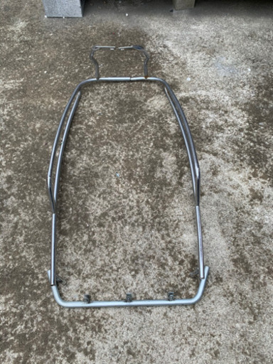 ベスパLX サイドガード　クッピーニ社製　※バイクは付きません ベスパLX サイドガード クッピーニ社製 ※バイクは付きません 新車 22 Vespa