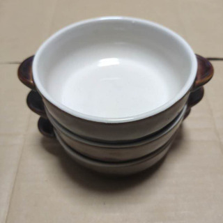 グラタン皿(茶)1枚100円