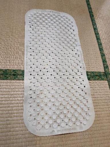 お風呂用滑り止めマット 介護 赤ちゃんに こたつたこ 東郷のベビー用品 お風呂用品 の中古あげます 譲ります ジモティーで不用品の処分 お風呂用滑り止めマット 介護 赤ちゃんに こたつたこ 東郷のベビー用品 お風呂用品 の中古あげます 譲ります ジモティーで不用品の処分