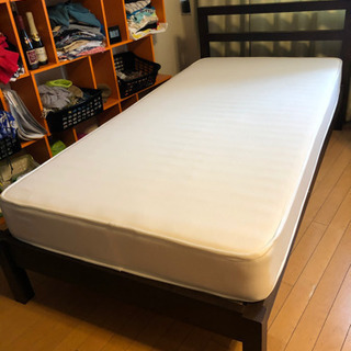 木枠シングルベッド(ソファー付き)