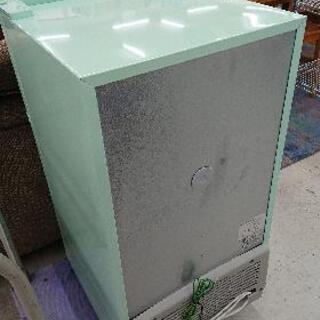 A-Stage 2ドアレトロ冷凍/冷蔵庫 85L 「WRD-2090G」（ライトグリーン