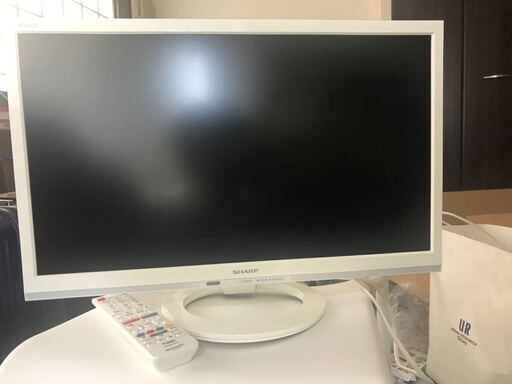 シャープAQUOS液晶テレビ、22サイズ、2018年製