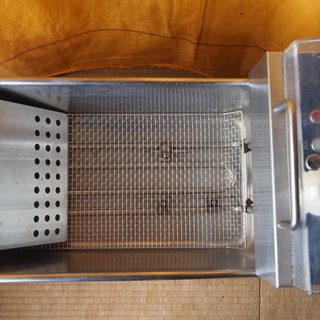 ニチワ電気ミニミニフライヤー ニチワ 電気 ミニミニフライヤー MMF-82B バスケットタイプ