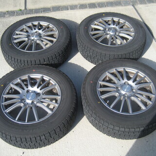 175/70R14スタッドレスタイヤ、ホイールセット(旧シエンタで使用