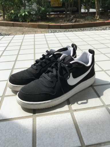 Nike ナイキ 黒スニーカー 値下げ Hzk 菊川の靴の中古あげます 譲ります ジモティーで不用品の処分