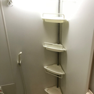 【取引完了】浴室用4段突っ張りラック