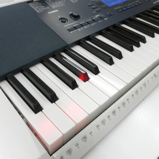 61鍵盤/CASIO LK-215カシオ 光ナビゲーションキーボード 電子ピアノ Amazon.co.jp: カシオ 電子キーボード 61標準鍵 光