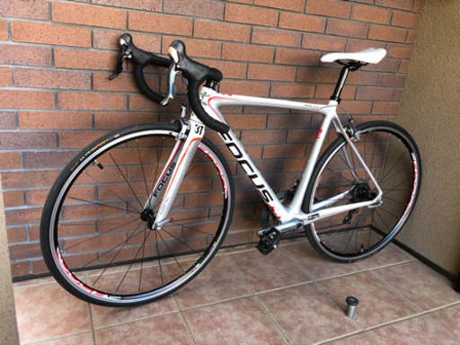 FOCUS IZALCO PRO【東京23区及び50km圏内お届け可能】