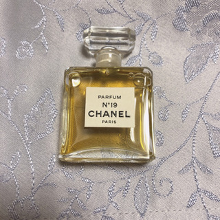 CHANEL N19香水