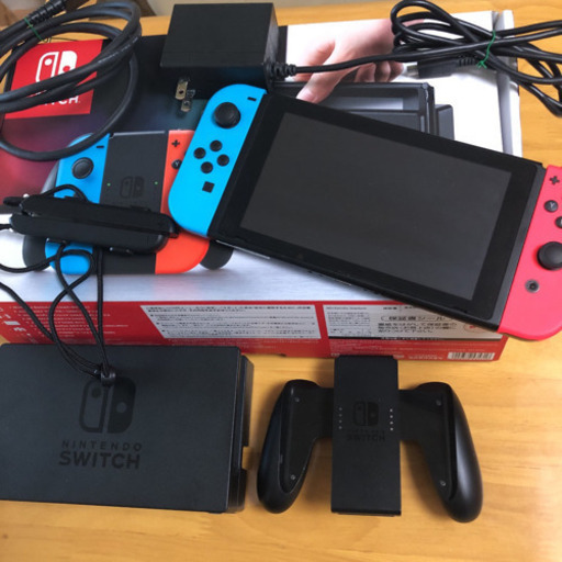 （お取引中）Nintendo Switch ニンテンドースイッチ 本体
