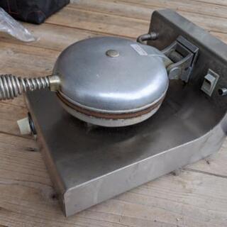中古のワッフル焼き器１台