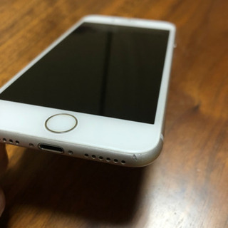 【美品】iPhone7 128GB Silver Simフリーモデル
