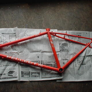 自転車、フレーム PEUGEO（2）オレンジ色