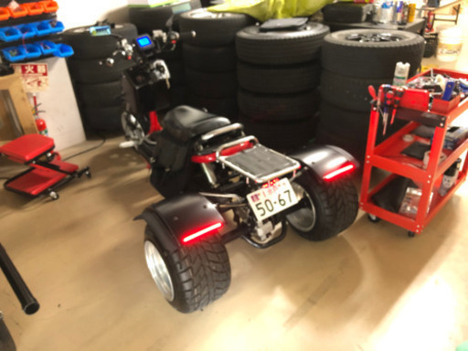 中華トライク　150cc 側車付小型二輪登録済　ヘルメットなし　普通自動車の免許で乗れます。