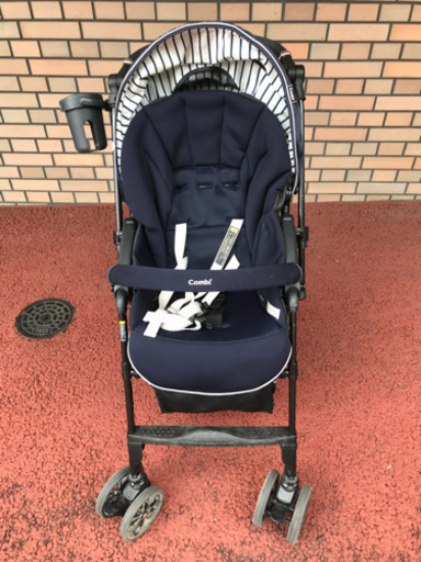 ベビーカー　コンビ　メチャカルオート4キャスcompact